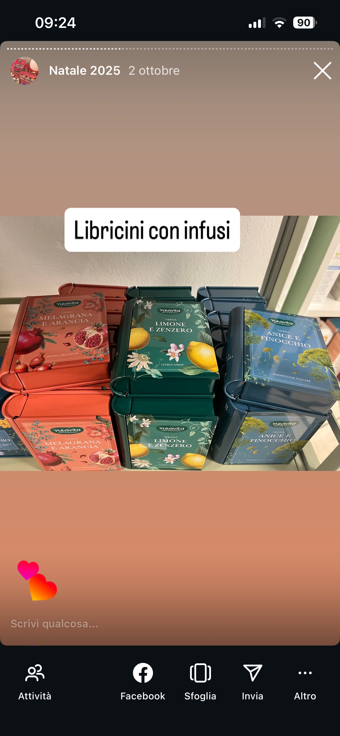 Libricini di latta con tisane