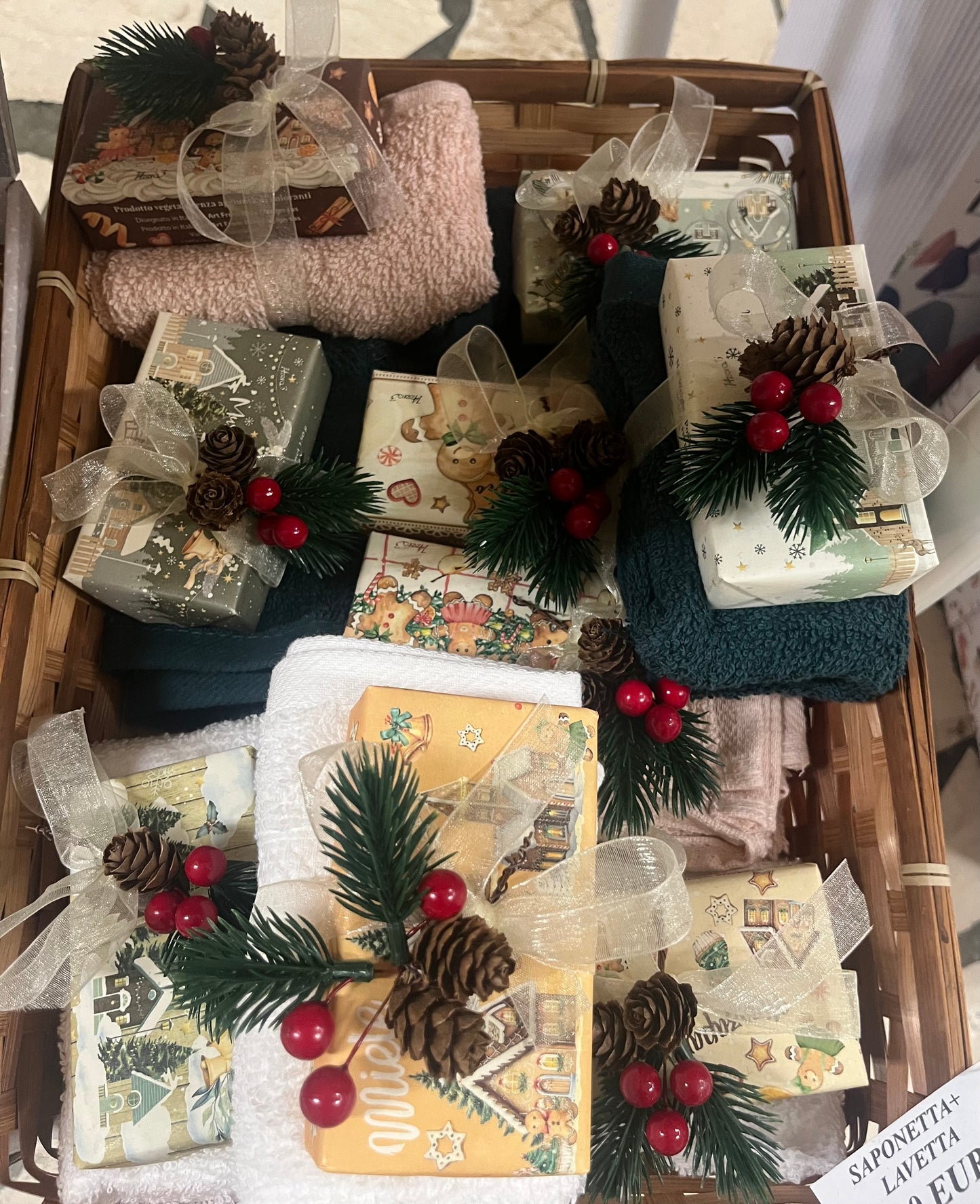 Saponetta natalizia con lavetta